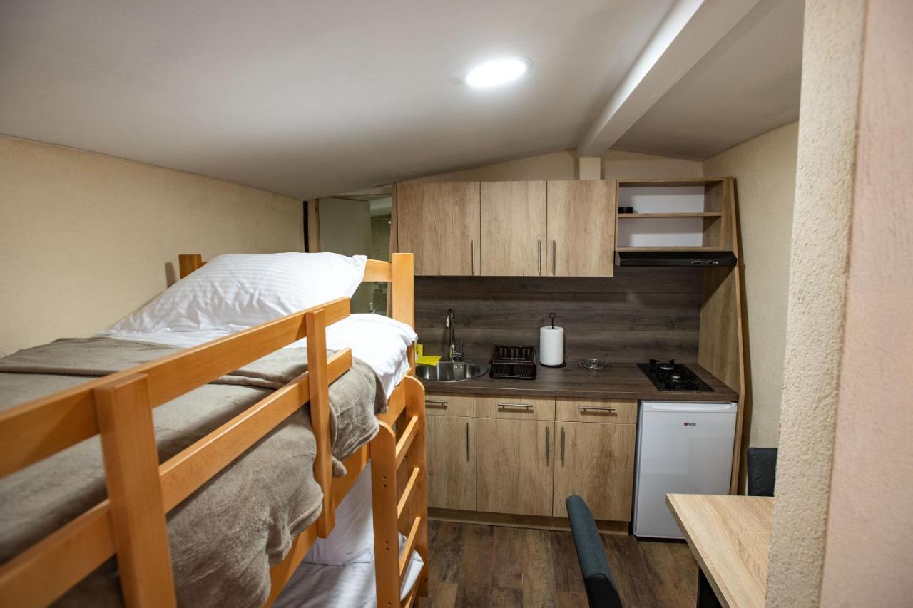 Apartmani Sp Jovanovic Crni Vrh المظهر الخارجي الصورة