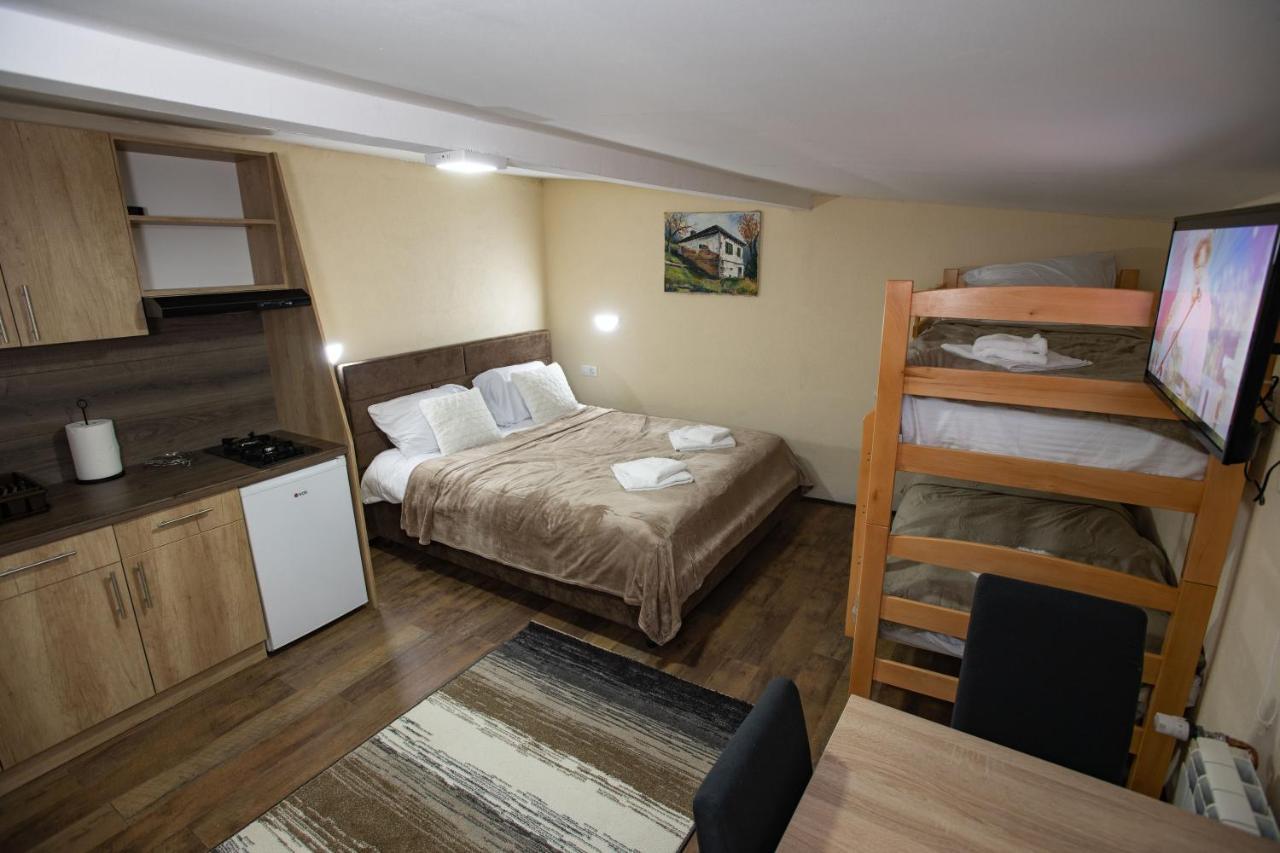 Apartmani Sp Jovanovic Crni Vrh المظهر الخارجي الصورة